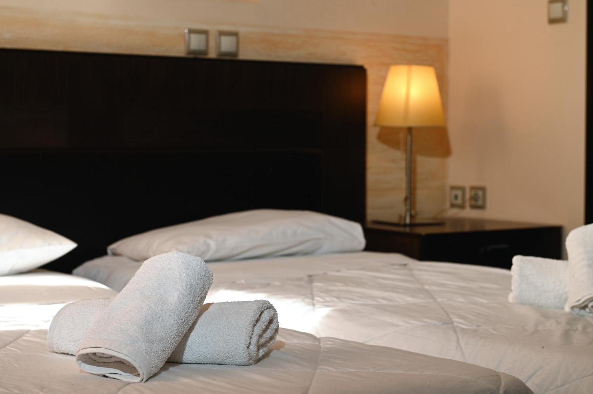 Aktis Hotel Epidaurus ภายนอก รูปภาพ