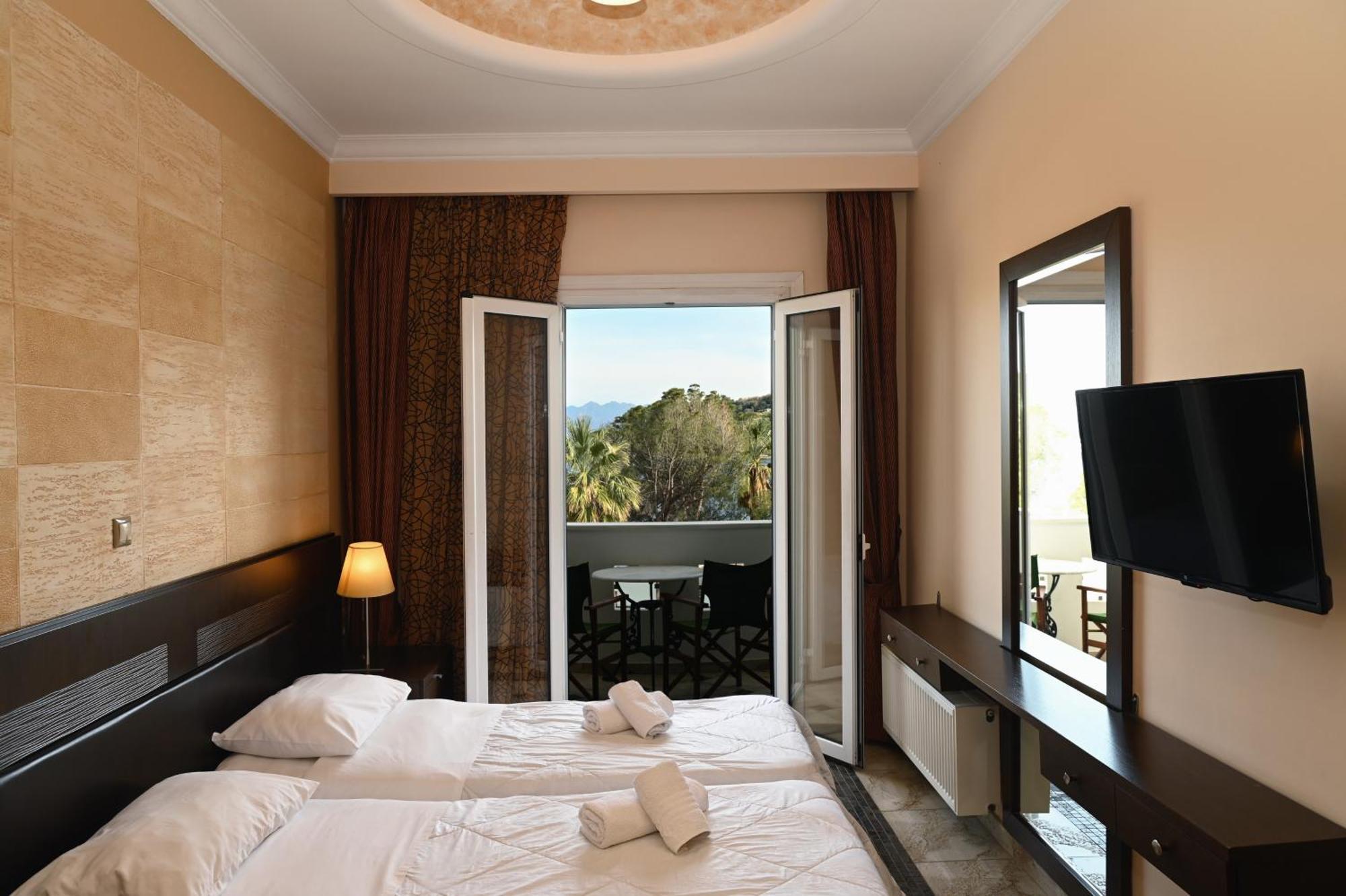 Aktis Hotel Epidaurus ภายนอก รูปภาพ